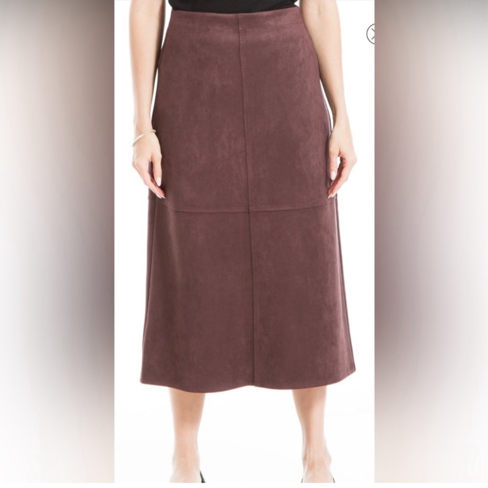 Max Studio faux suede skirt